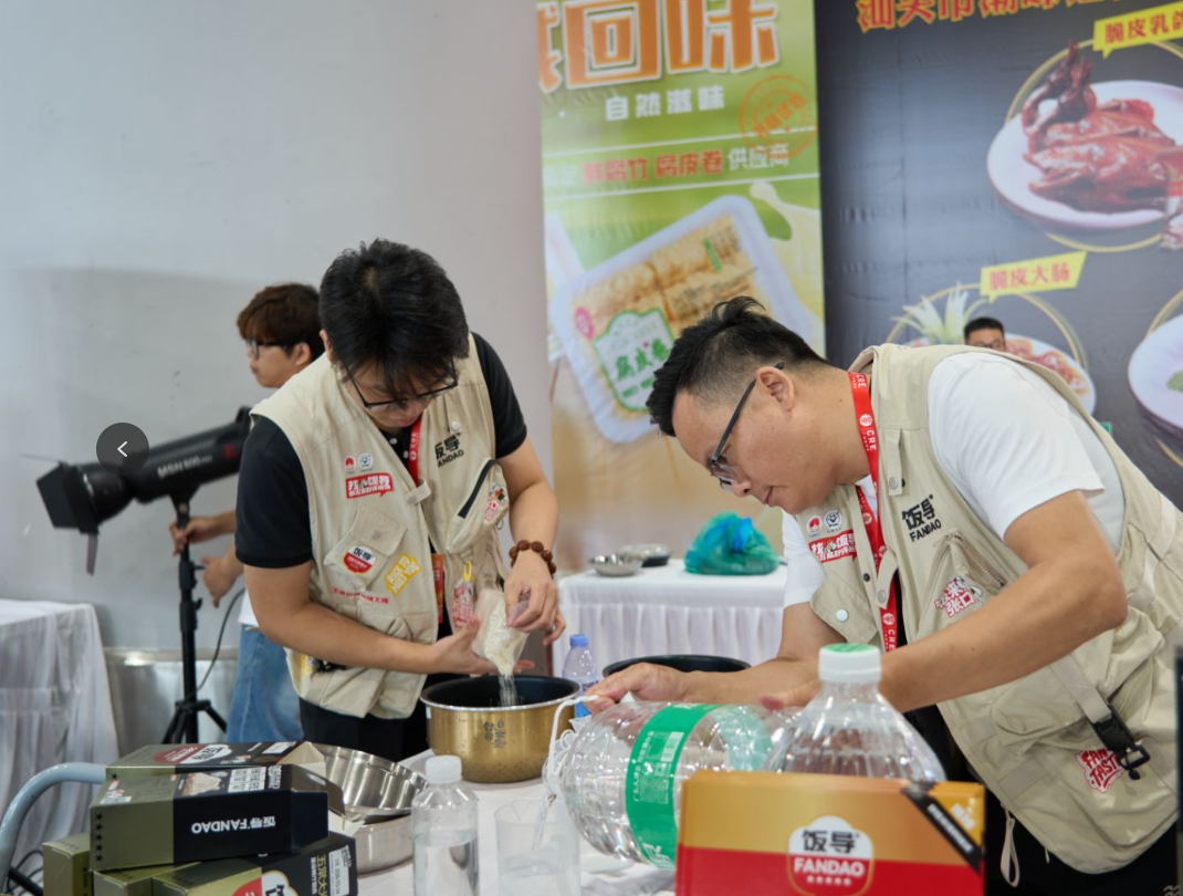 饭导五星好评米饭大师现场测试煮饭参数